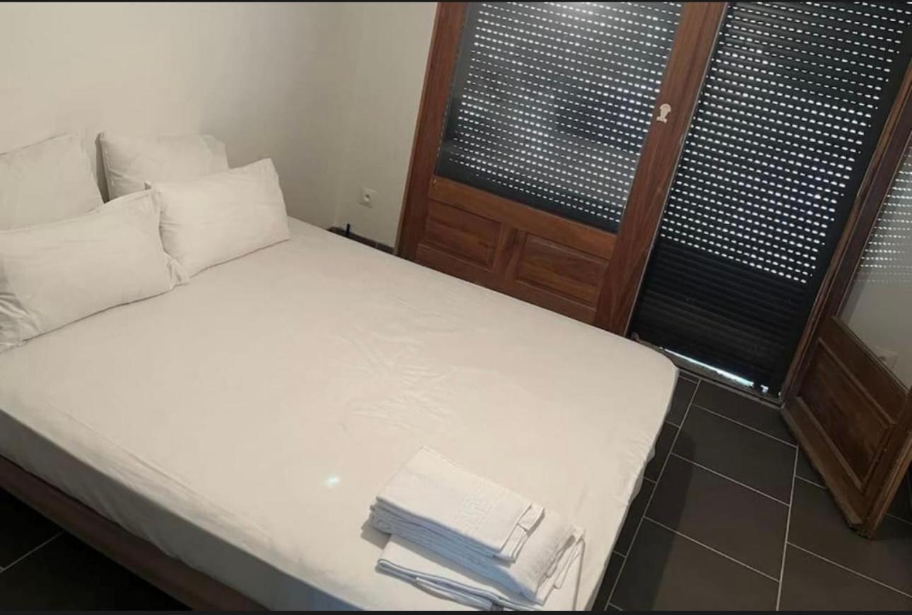 Maison A Vezac 24220 エクステリア 写真